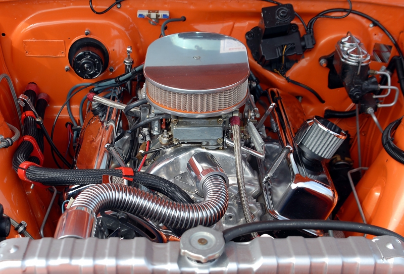 garagiste-MONTFERRAT-min_car-engine-1738309